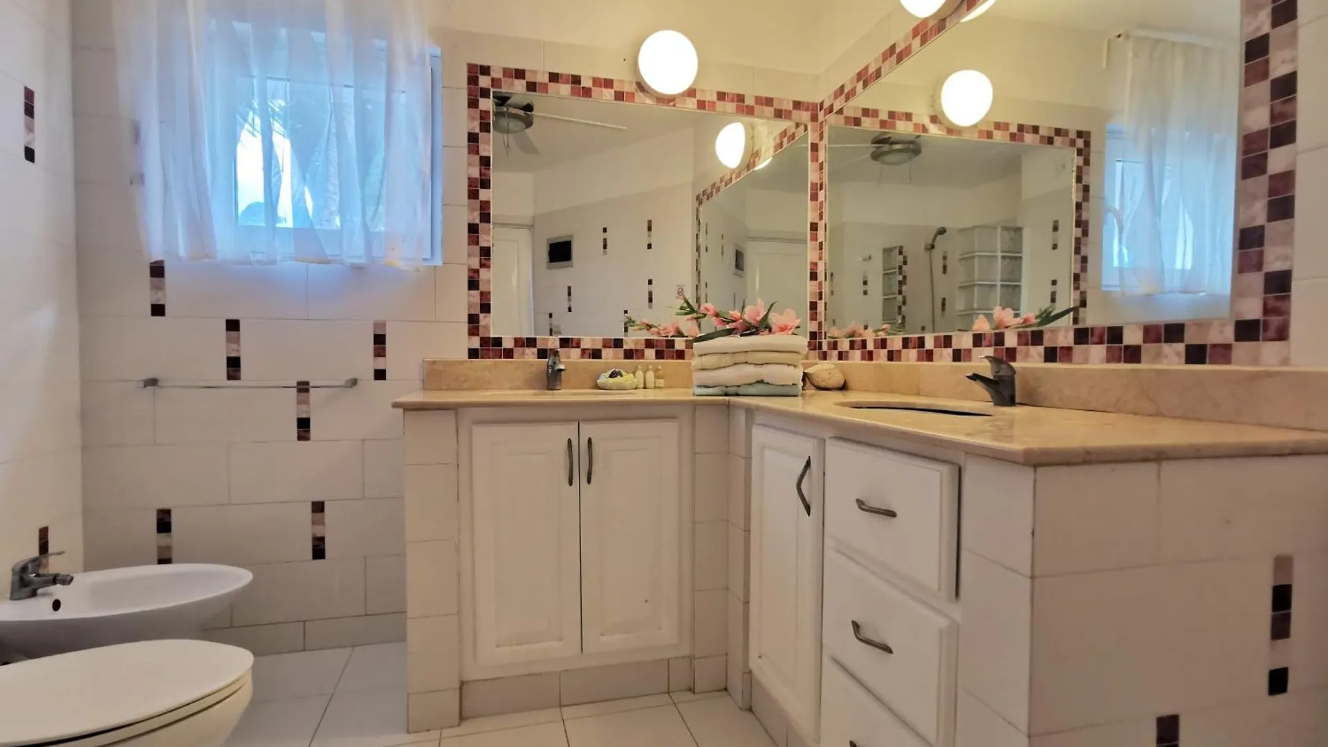 Hotel Tropical Villas At Los Corales Beach - Caribbean Rentals Fzco Punta Cana