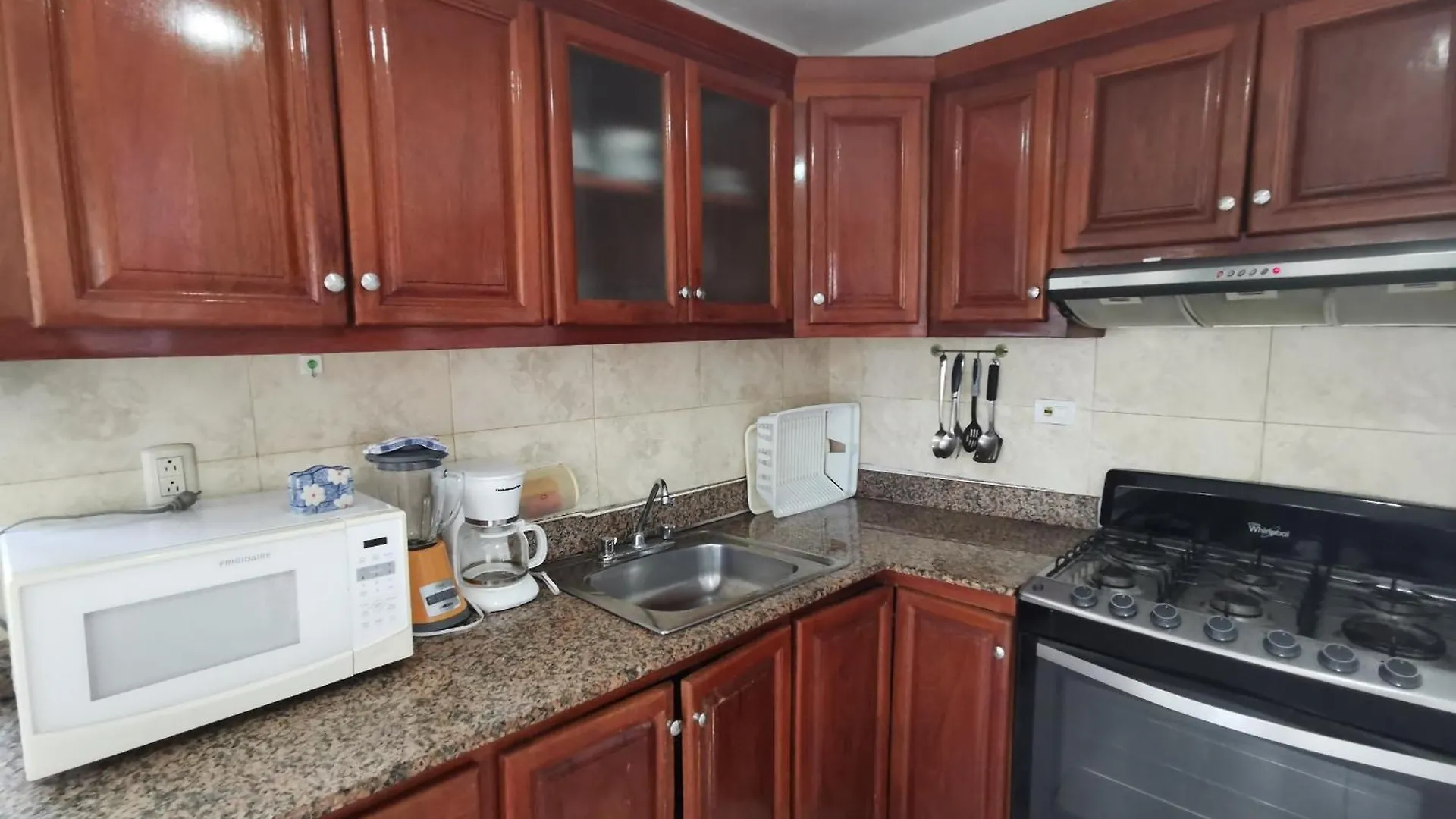 Hotel Tropical Villas At Los Corales Beach - Caribbean Rentals Fzco Punta Cana