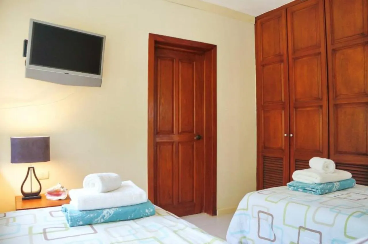 Tropical Villas At Los Corales Beach - Caribbean Rentals Fzco Punta Cana Hotel